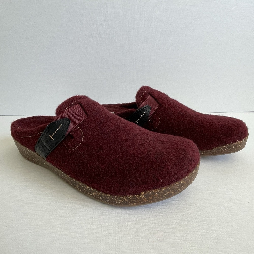 Earth Origins Jenna Felt Clog Women's 6M Burgundy Slip On Comfort Cushioned EUC